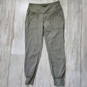 UU Green Leggings Joggers Pockets Lightweight Stretch Comfort High Waist Sz S